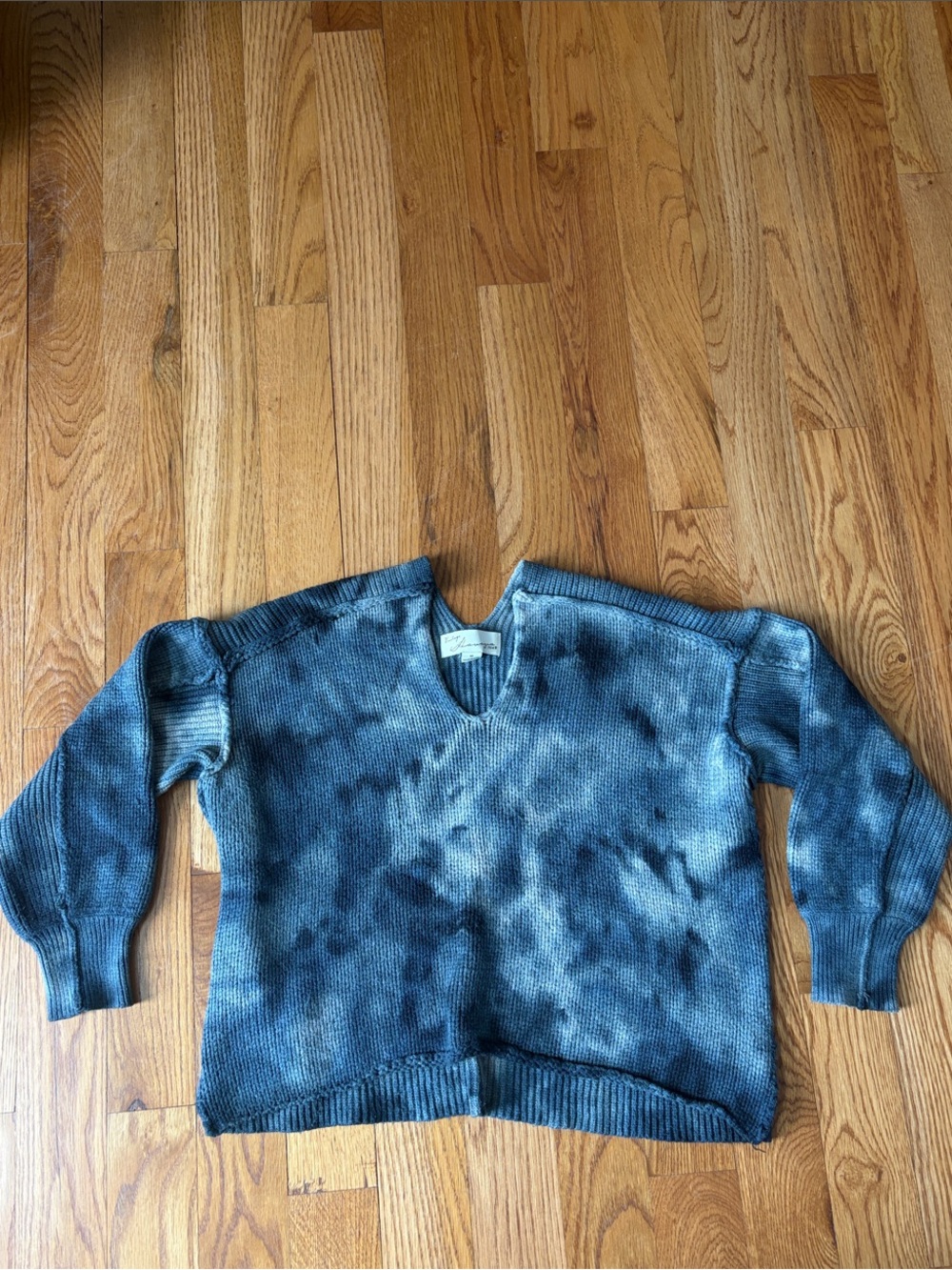 Vintage Havana Women's Sweater